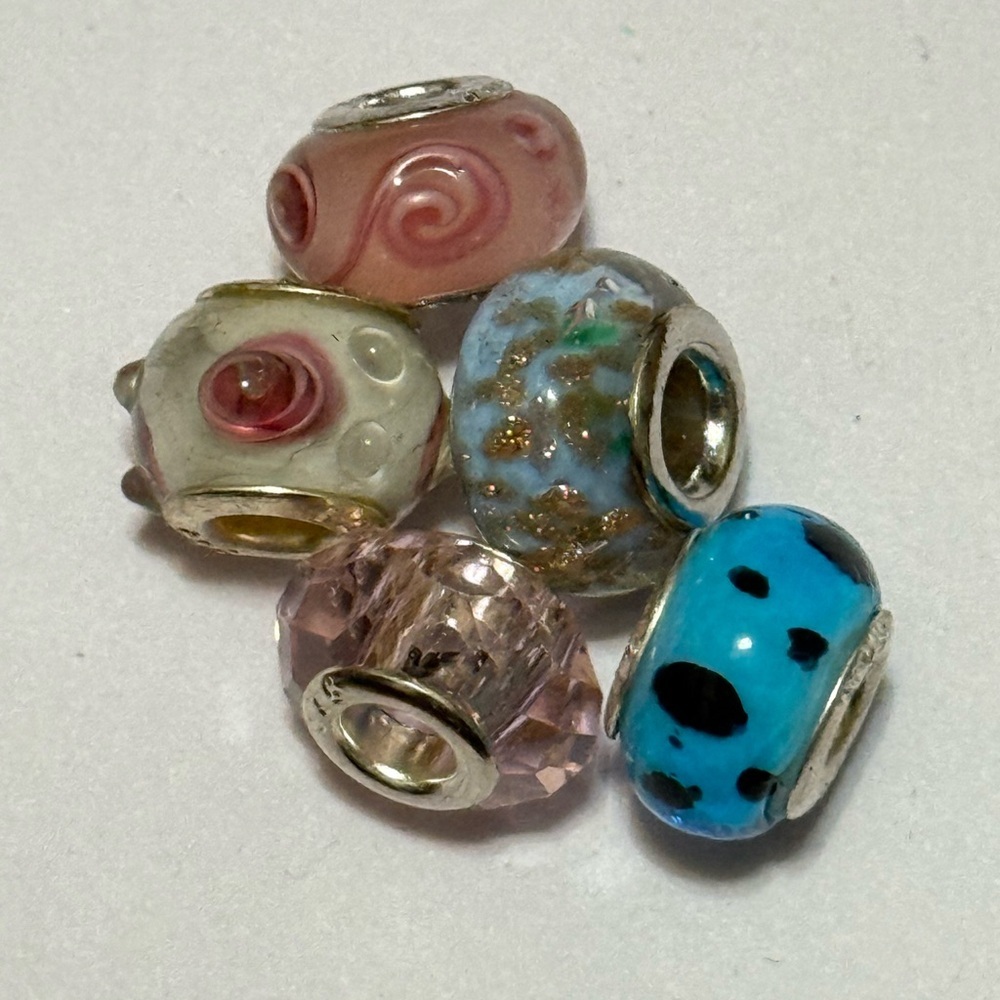 Sterling silver 925 beautiful Charm beads preowned set - Picture 1 of 10